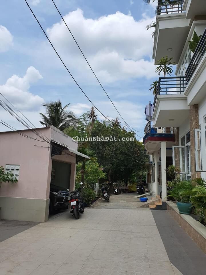 Nhà Linh Trung, Hẻm Xe Hơi, 150m2 Ngang 12m, Gần Đại Học Nông Lâm. 6 Tỷ TL