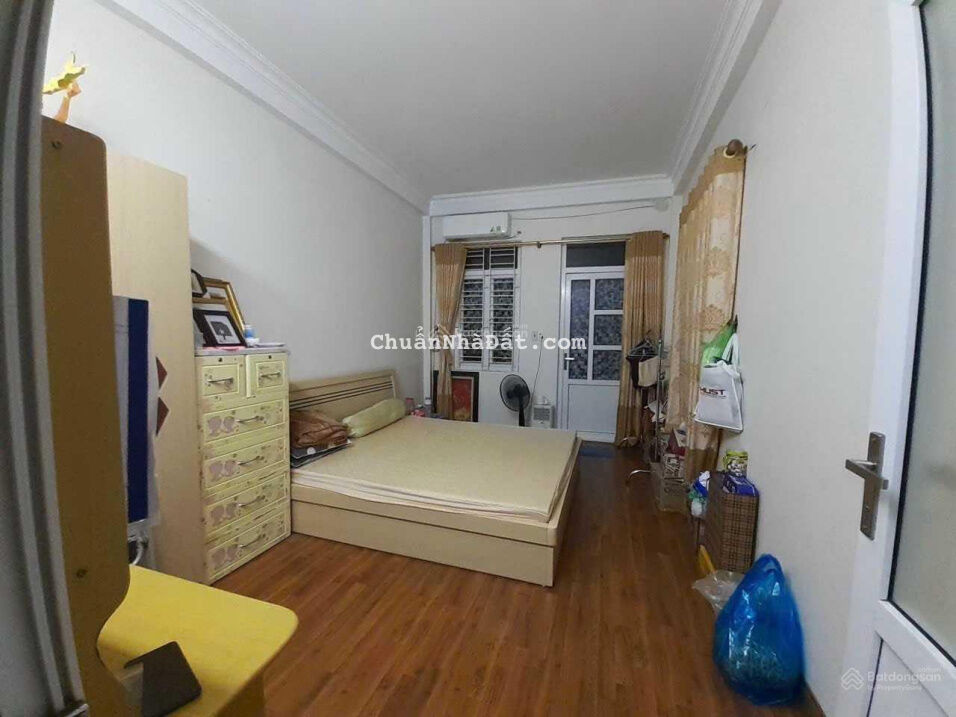 Bán căn nhà 3 tầng phố trung tâm phường Hạ Lý, Hồng Bàng. LH 0979087664 Bán căn nhà 3 tầng phố trung tâm phường Hạ Lý, Hồng Bàng. LH 0979087664