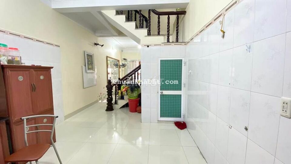 Siêu hiếm nhà độc lập, dân tự xây 2 tầng trung tâm Hạ Lý, Hồng Bàng Siêu hiếm nhà độc lập, dân tự xây 2 tầng trung tâm Hạ Lý, Hồng Bàng