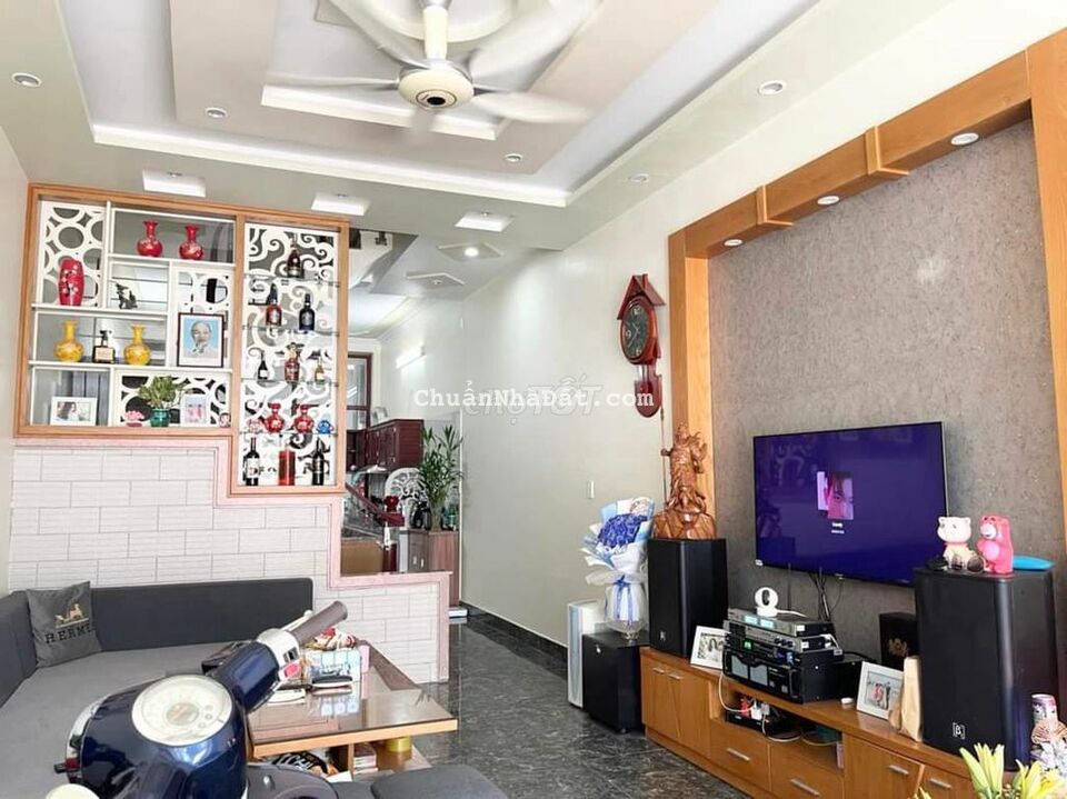 *** căn nhà 3 tầng 60m2 khu TĐC xi măng sở dầu hồng bàng *** căn nhà 3 tầng 60m2 khu TĐC xi măng sở dầu hồng bàng