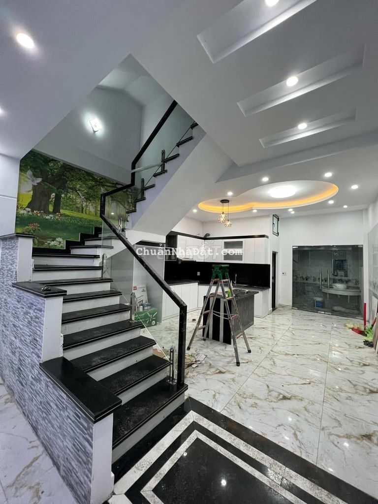 85m2-Trung tâm phường Hùng Vương-cách trường 100m,3tầngx84m2 chỉ 2,2tỉ 85m2-Trung tâm phường Hùng Vương-cách trường 100m,3tầngx84m2 chỉ 2,2tỉ