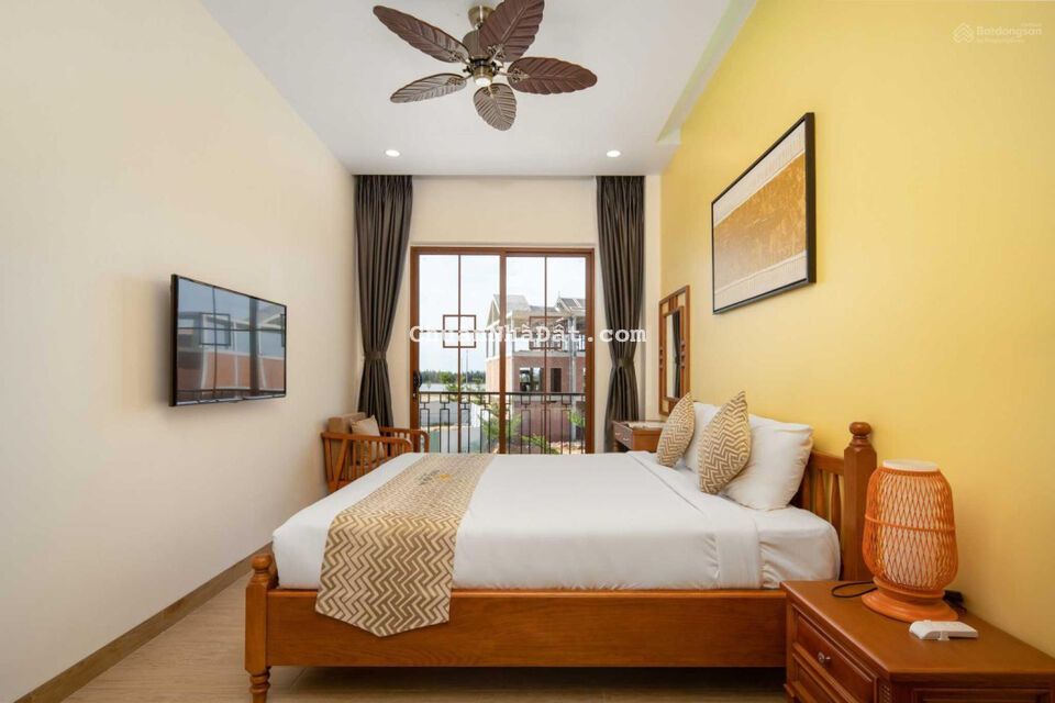 BÁN NHÀ 110m2 KHU COMPOUD KHÉP KÍN TẠI HỘI AN TRƯỚC MẶT SÔNG