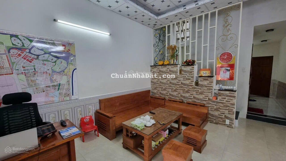 Bán căn nhà 2 mặt kiệt Nguyễn Chánh, 3PN, 2WC mê lửng đúc và 3 phòng trọ thu nhập 12 tr/tháng