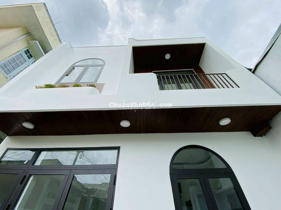 Bán nhà 2 tầng vừa ở vừa cho thuê kiệt Âu Cơ