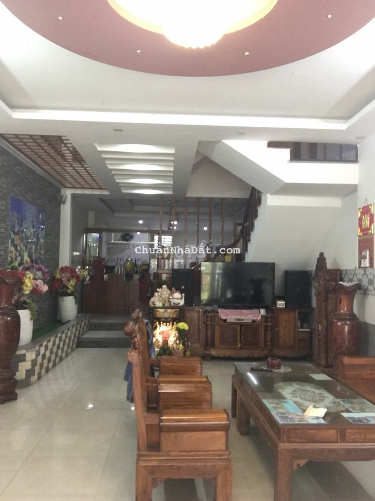 Bán nhà 3 tầng MT đường 10m5 Đồng Xoài, thông đường Vành Đai 125m2 Bán nhà 3 tầng MT đường 10m5 Đồng Xoài, thông đường Vành Đai 125m2