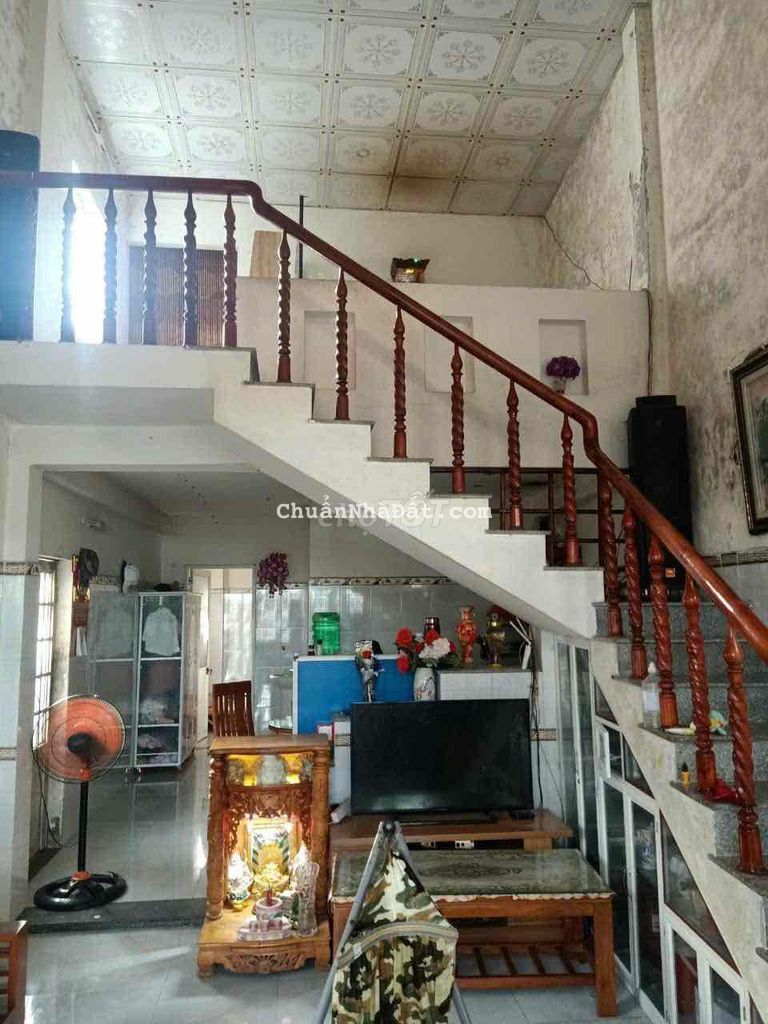 NHÀ GÁC LỬNG VÀ 3 PHÒNG TRỌ VỪA Ở VỪA CÓ THU NHẬP