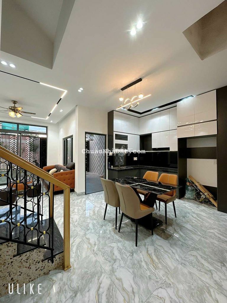 biệt thự kiệt oto Hoàng Thị Loan