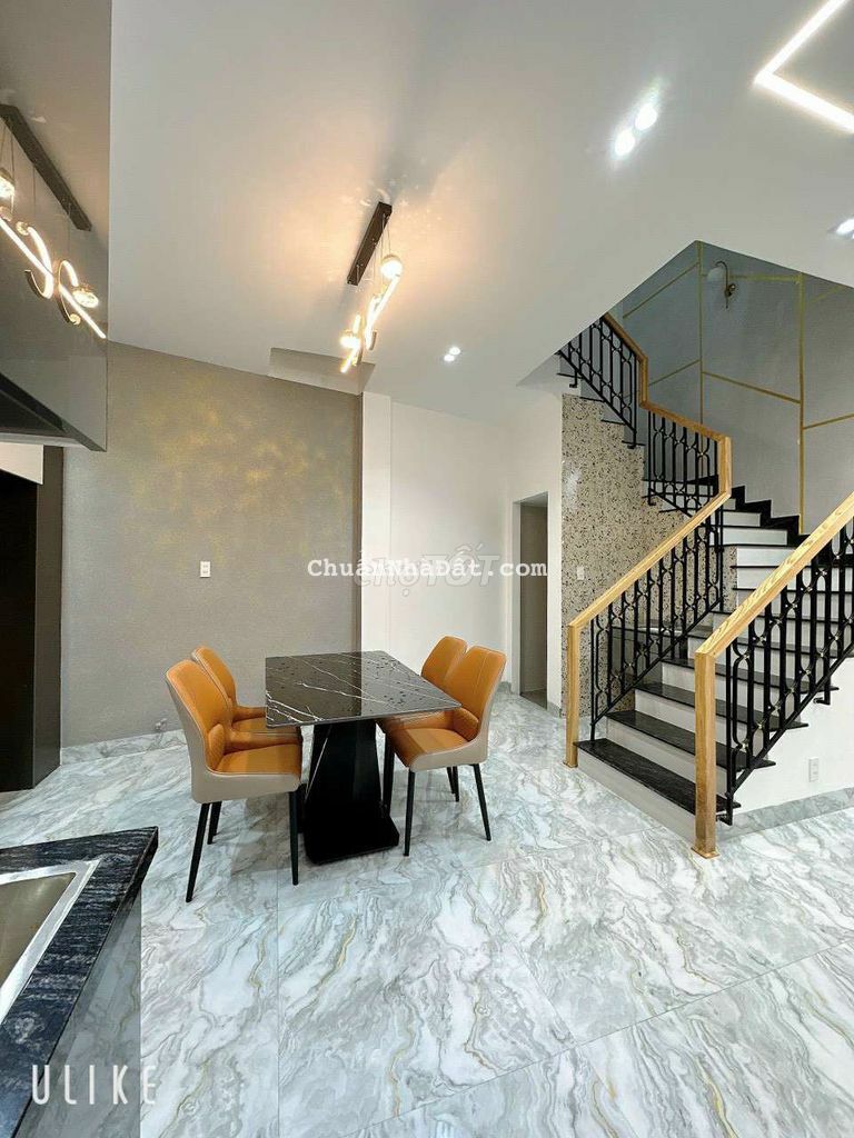 biệt thự kiệt oto Hoàng Thị Loan