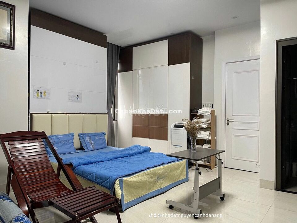Bán toà căn hộ 4 tầng lô góc 2 mặt tiền Hòa Minh - Liên Chiểu - Đà