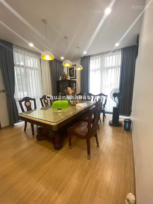 Bán nhà Nguyễn Văn Cừ, Quận Long Biên 100m2, 6 tầng, 12 tỷ, ô tô, thang máy, 0816.664.860