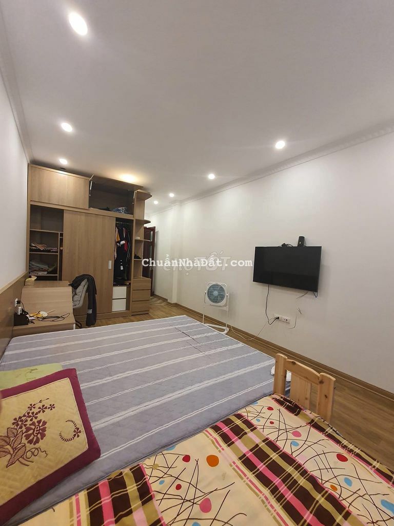 Nhà 5 Tầng 35m Khu Garden City, Ngõ Xe Ô tô 7 Chỗ