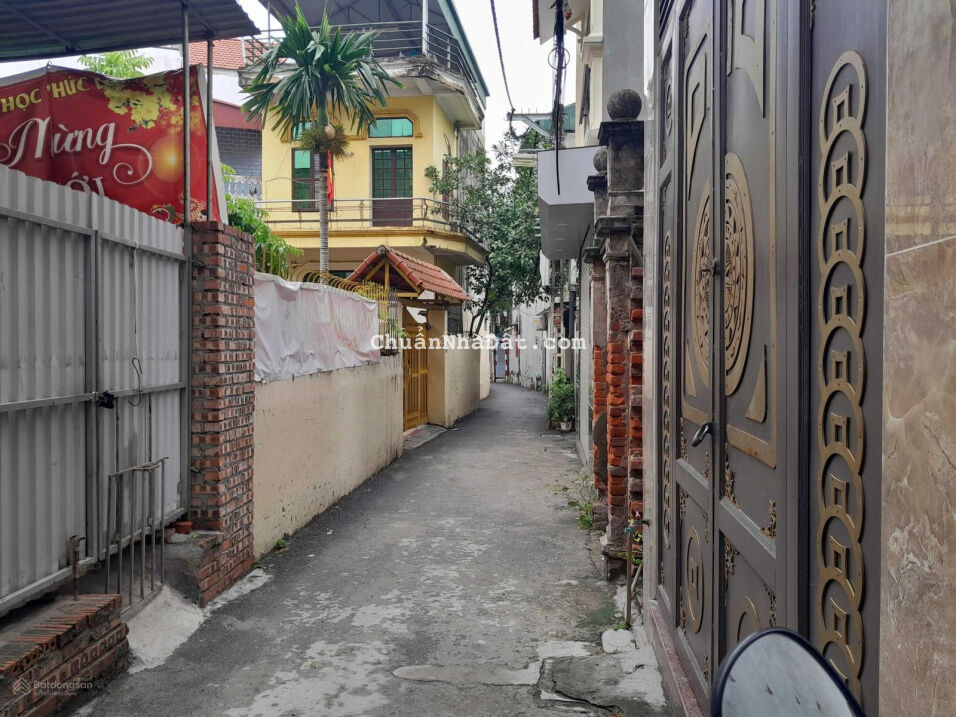 Bán nhà dân xây Việt Hưng, Long Biên, 38m2*4T, 3,2 tỉ. Nhà mới, ở luôn