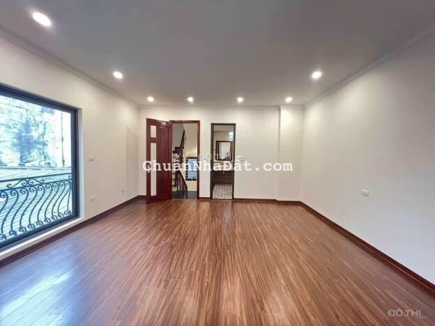 Bán nhà riêng tại Đường Thạch Bàn, Phường Thạch Bàn, Long Biên, Hà Nội diện tích 45m2 giá 3.95 Tỷ Bán nhà riêng tại Đường Thạch Bàn, Phường Thạch Bàn, Long Biên, Hà Nội diện tích 45m2 giá 3.95 Tỷ