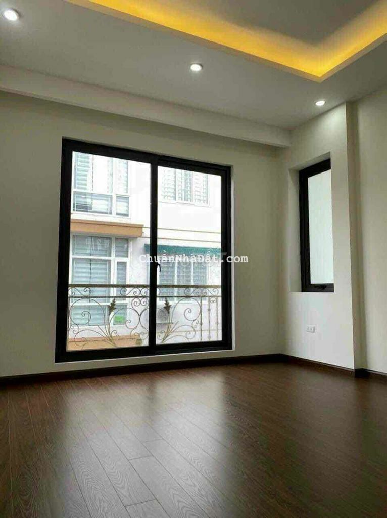 BÁN NHÀ NGÕ 29 PHỐ TRẠM- LONG BIÊN 45M 6TẦNG Ô TÔ 7 CHÔ VÀO ĐI THÔNG