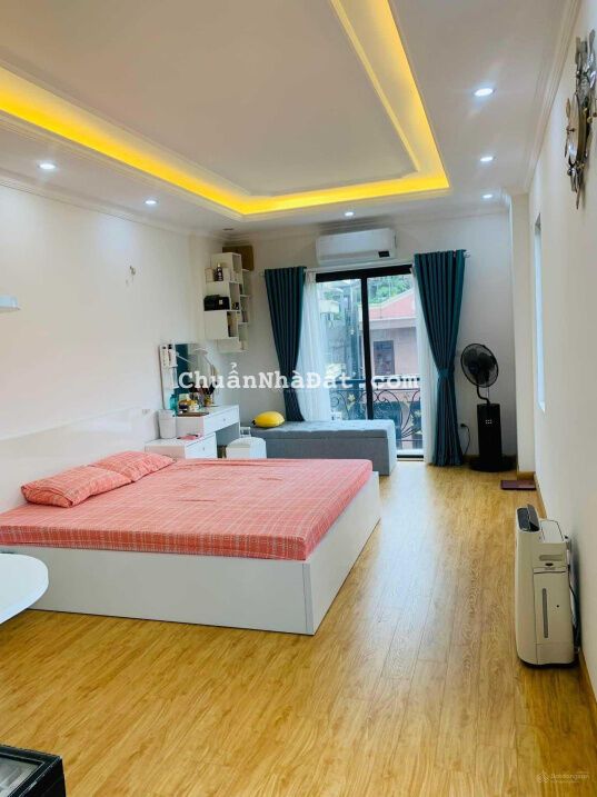 Hạ sốc bán nhà Hồng Tiến 45m2, 6 tầng, gara ô tô, ngõ thông, gần phố, tặng nội thất. Giá chỉ 6.5 tỷ Hạ sốc bán nhà Hồng Tiến 45m2, 6 tầng, gara ô tô, ngõ thông, gần phố, tặng nội thất. Giá chỉ 6.5 tỷ