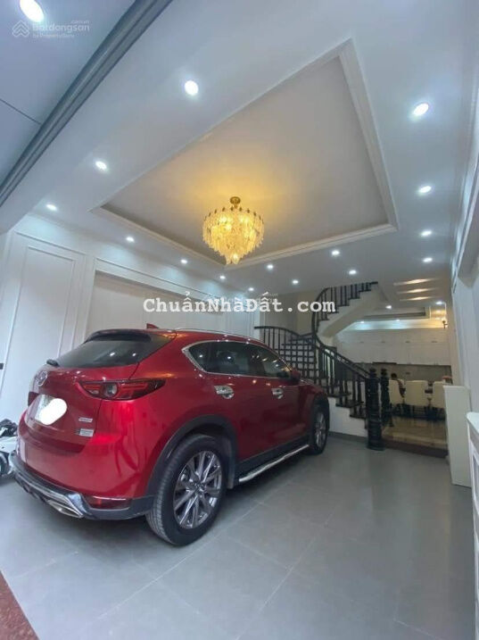 Cực hiếm - Nhà đẹp Ngọc Thụy, 50m2, 4 tầng, MT 4.5m, gara ô tô, tặng nội thất chỉ 5 tỷ, 0967182629