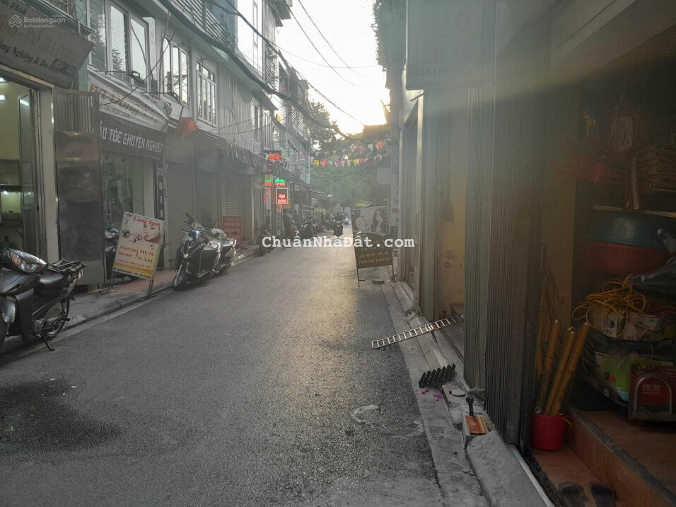 Bán nhà dân xây Chu Huy Mân, Phúc Đồng, Long Biên, 50m2*4T, 5,25 tỷ. ô tô đỗ cửa, tiện ích.