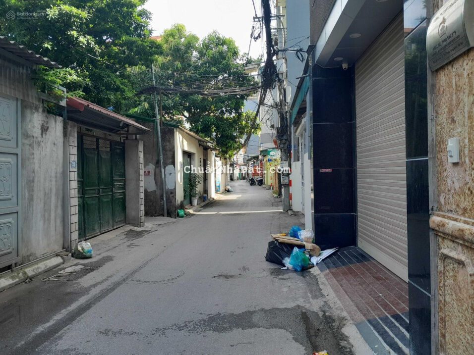 BÁN NHÀ LÔ GÓC THẠCH BÀN, LONG BIÊN, 52M*5T, 6,05 TỈ. GARA, BÁN MỌI GIÁ.