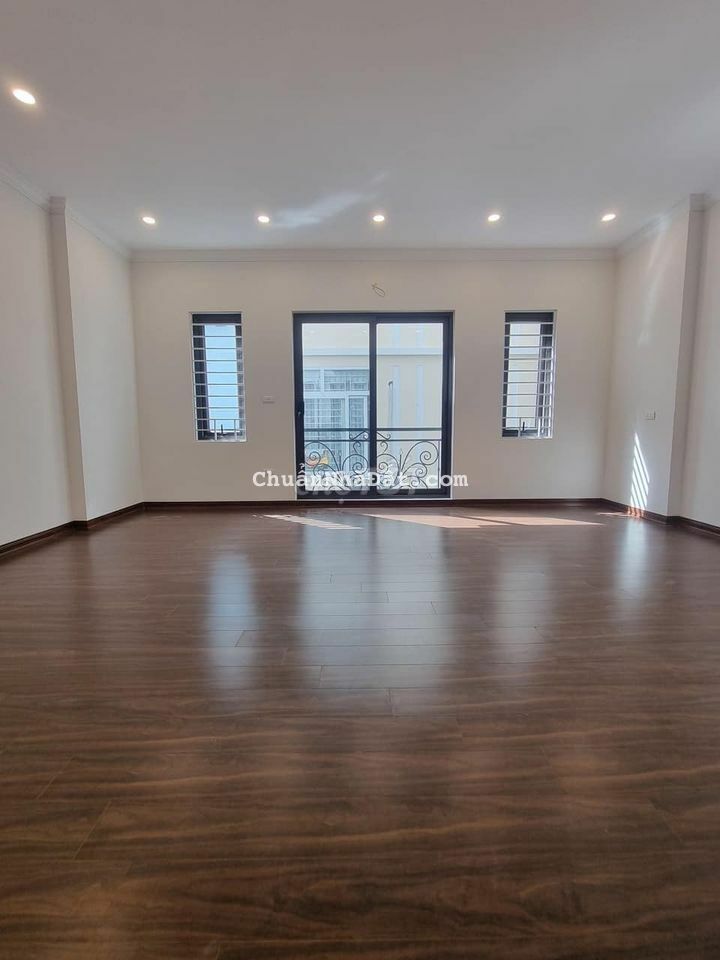 BÁN NHÀ PHỐ THẠCH BÀN,CỔ LINH 58M 6T ÔTÔ 7CHỖ-30M RA MẶT PHỐ-HƠN 5 TỶ