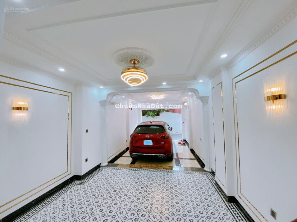 Chính chủ gửi bán nhà Việt Hưng 56m2 - 7 tầng thang máy gara 2 ô tô 7 chỗ lô góc 0936368787