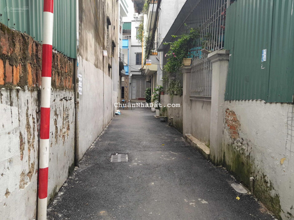 Bán nhà dân xây Kim Quan, Việt Hưng, Long Biên, 57m2*5t, 5,5 tỷ. Gần phố, tiện ích