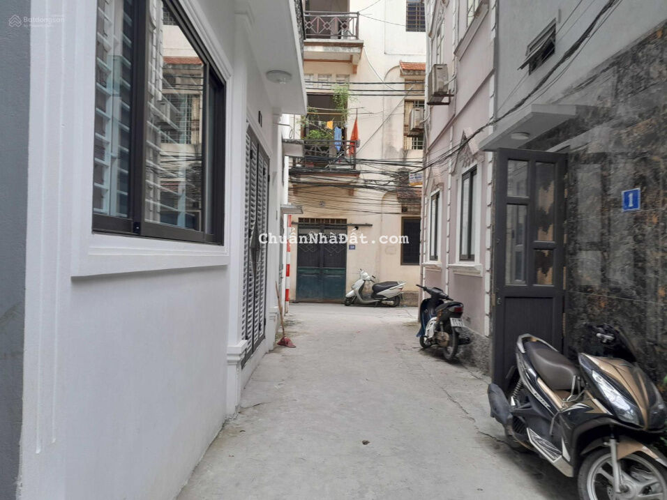 BÁN NHÀ DÂN XÂY, CĂN GÓC GIA QUẤT, THƯỢNG THANH, LONG BIÊN, 59M*3T, 5,7 TỈ. NHÀ MỚI, Ở LUÔN.