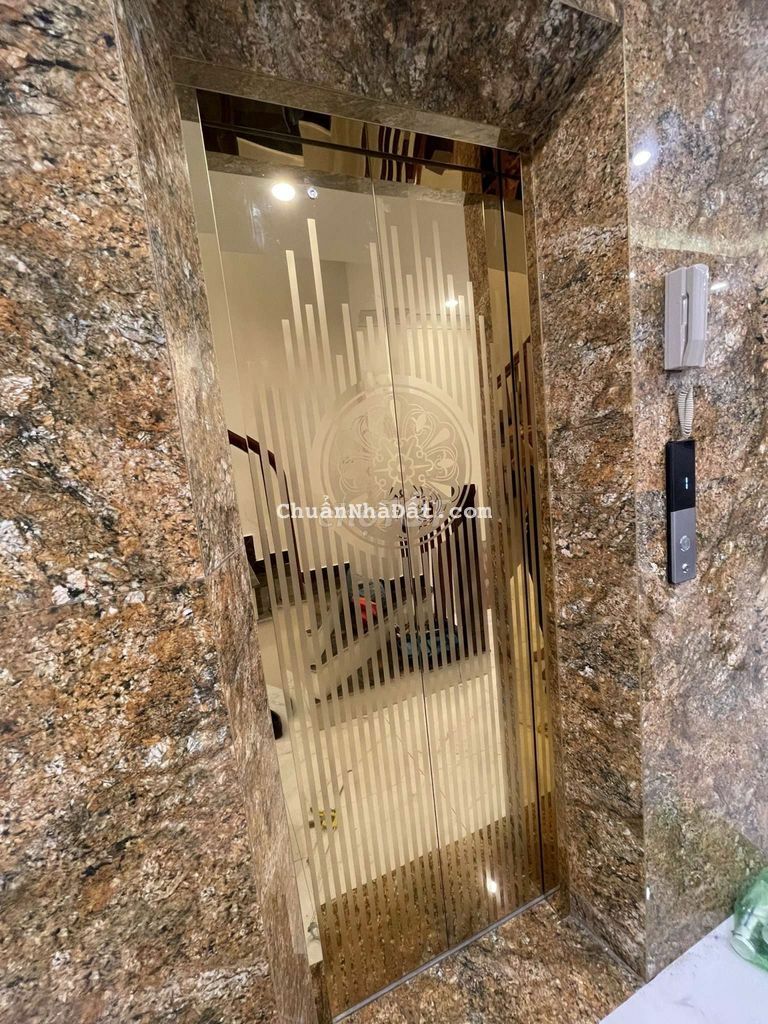 Bán nhà 6 tầng thang máy ô tô vào nhà giá nhỉnh 7 tỷ