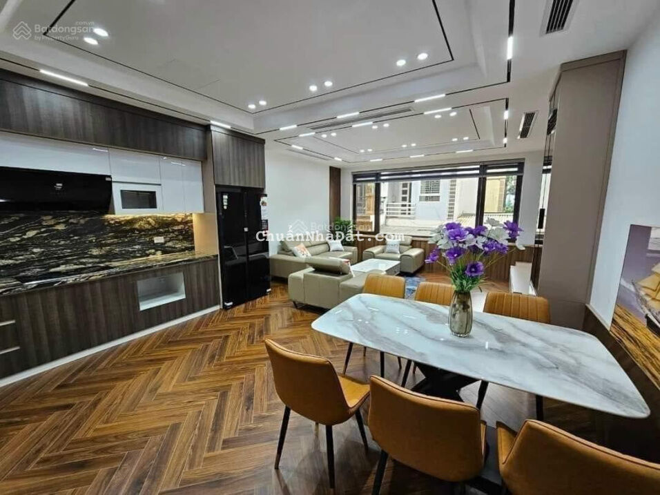 Bán nhà Hoàng Minh Đạo, Quận Long Biên 68m2, 5 tầng, 8.5 tỷ, ô tô đỗ cửa, 0816.664.860