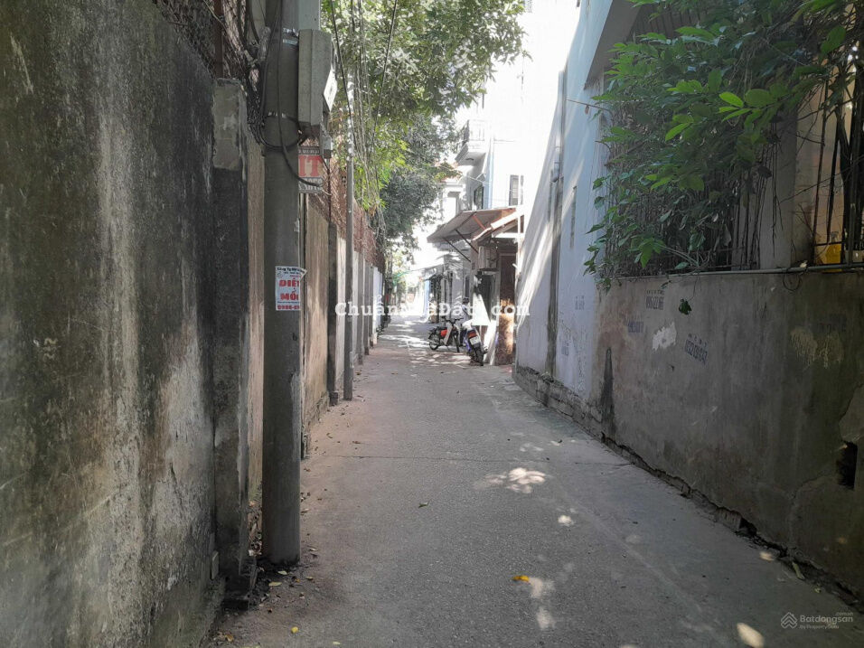 BÁN NHÀ DÂN XÂY, ĐẦY ĐỦ CÔNG NĂNG BỒ ĐỀ, LONG BIÊN, 72M*4T, 5,9 TỈ. GẦN PHỐ, GẦN Ô TÔ.