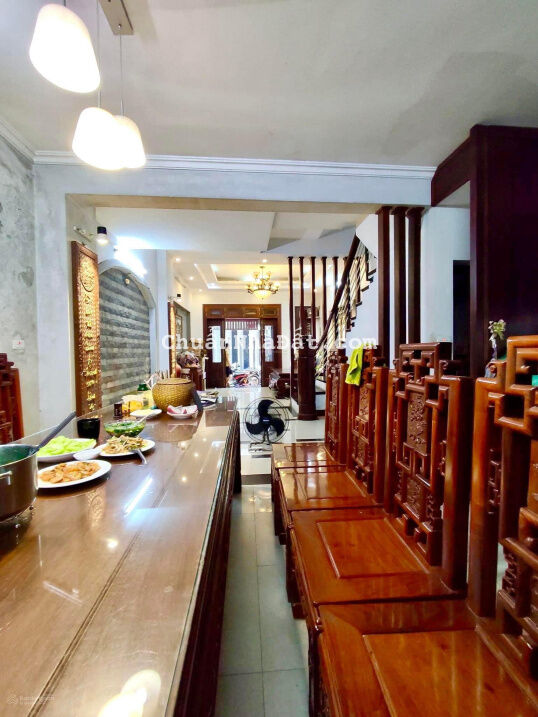 Bán nhà Nguyễn Văn Cừ, Quận Long Biên 72m2, 6 tầng, 9.3 tỷ, ô tô, 0816.664.860