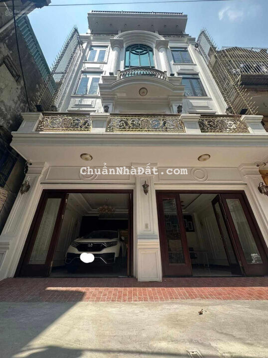 Bán nhà Hoàng Như Tiếp, Long Biên 75m2 7 tầng 13 tỷ 5, đẹp long lanh, thang máy, gara 2 ô tô