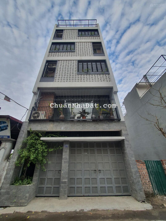 Bán nhà Bồ Đề - Ái Mộ 80m2 MT 6,5m 7T 12.3 tỷ. Nhà đẹp thang máy. Vỉa hè oto tránh. Kinh doanh