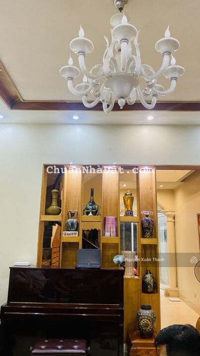 Bán GẤP Nhà đẹp dân tự xây phố Hồng Tiến, ô tô đỗ cổng, DT 80m2 x 3T, MT 4.5m, nhỉnh 6 tỷ