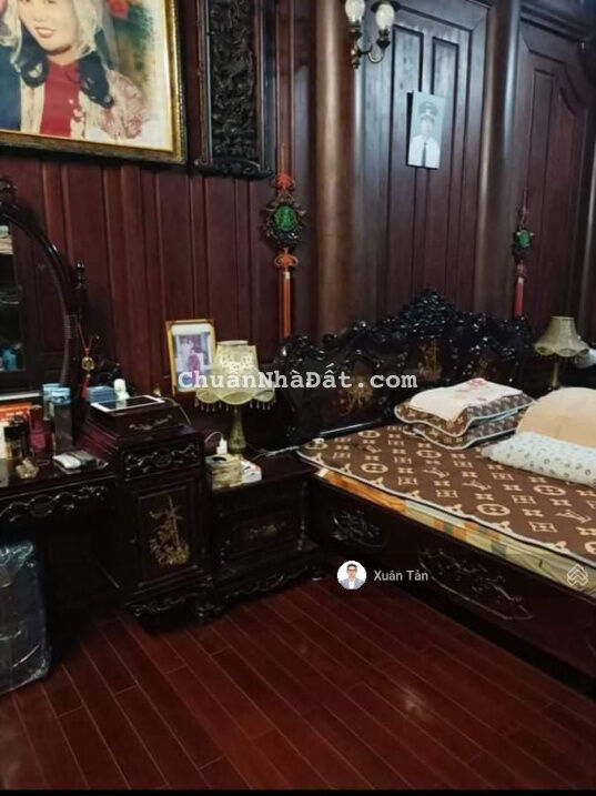 Sốc! Biệt thự Ngọc Thụy 250m3 lim lào, 950m2 khuôn viên đẳng cấp, 2 mặt oto view sông cực đỉnh Sốc! Biệt thự Ngọc Thụy 250m3 lim lào, 950m2 khuôn viên đẳng cấp, 2 mặt oto view sông cực đỉnh