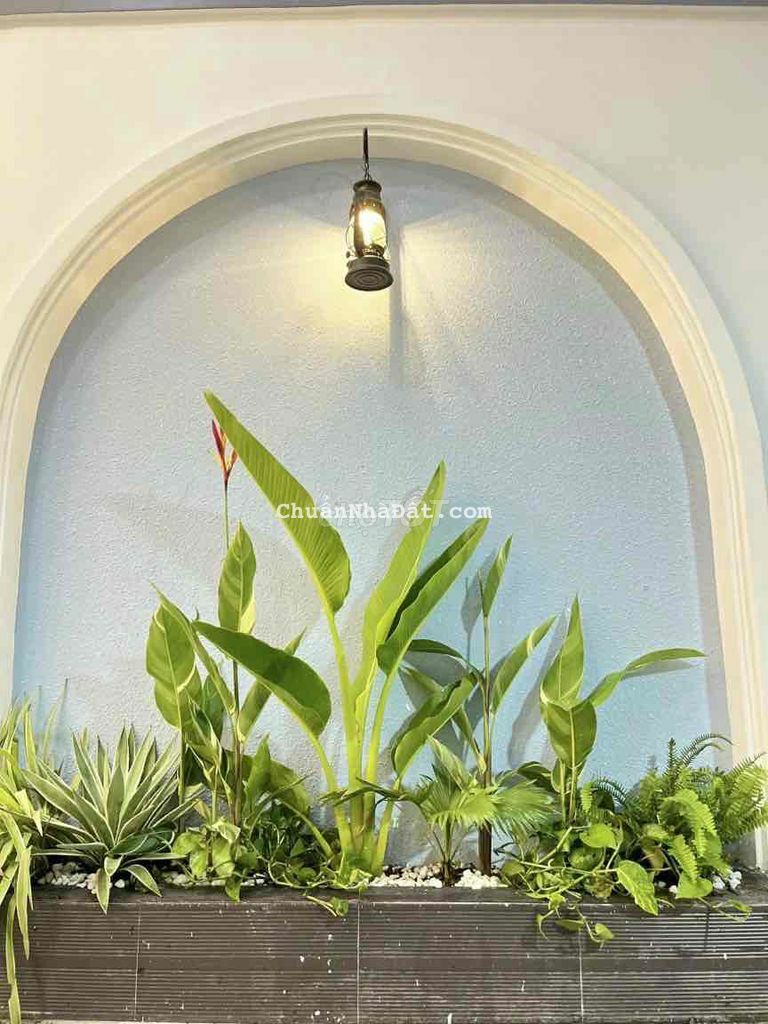 NHÀ MÁI THÁI MỚI XÂY KHU TRƯỜNG GIANG. GIÁP PHƯỜNG 8