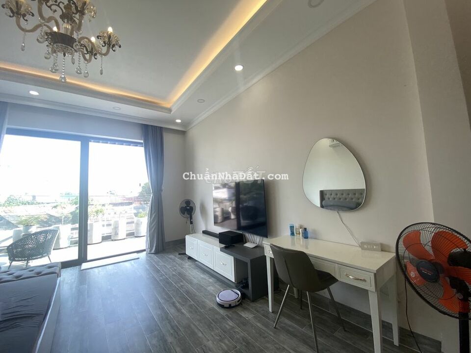 Nhà hiện đại ngay Nguyễn Tri Phương trung tâm Long Khánh - giá cực tốt