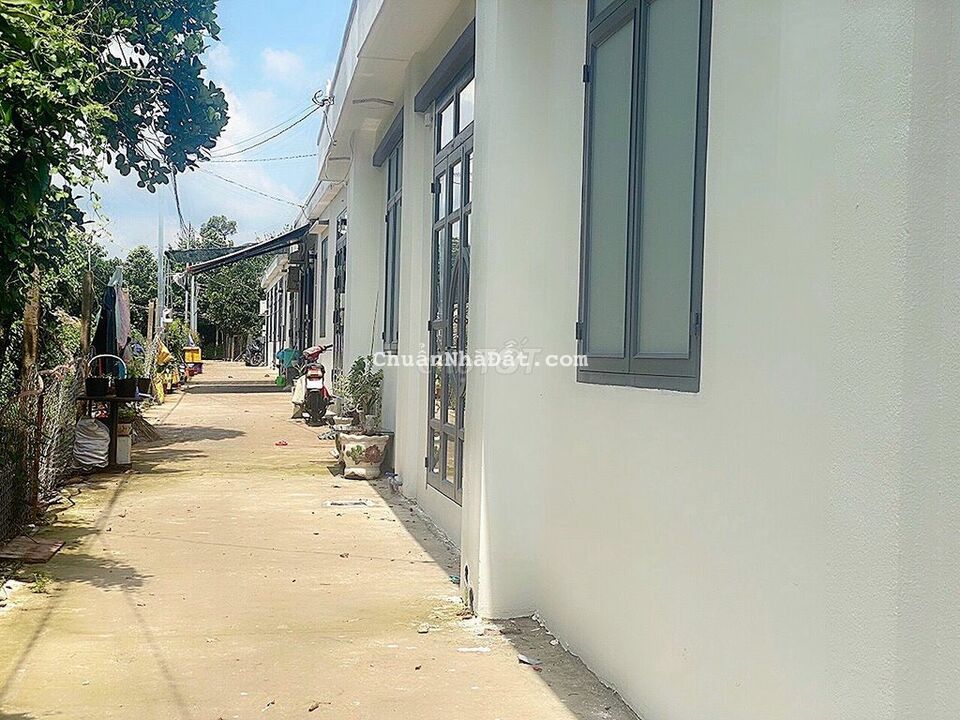 Nhà đẹp siêu rẻ tại trung tâm Long Khánh Nhà đẹp siêu rẻ tại trung tâm Long Khánh