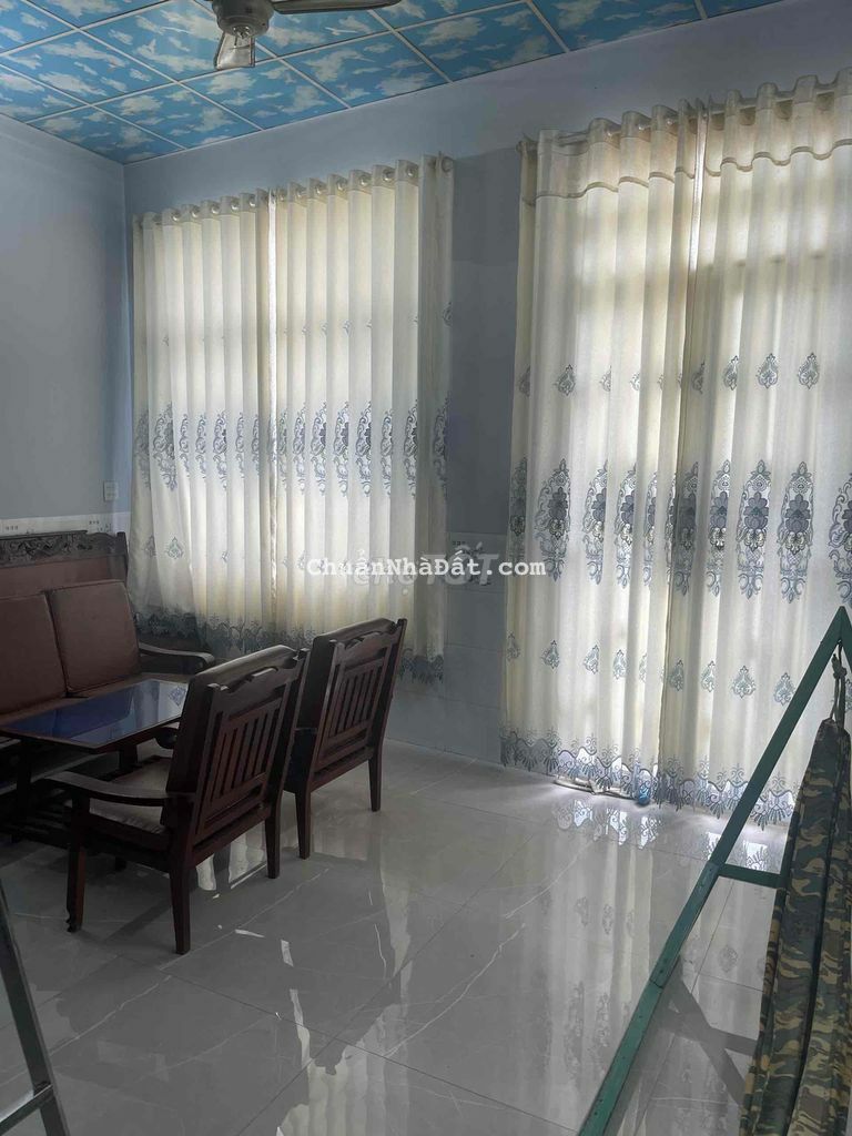 Bán nhà mặt tiền đường Trần Hưng Đạo