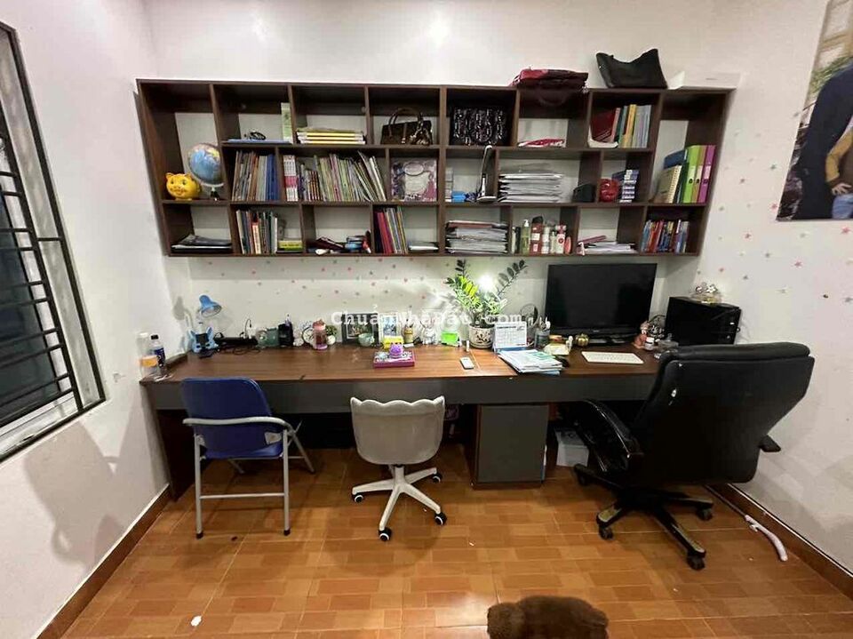 nhà 250 Thiên lôi gần chợ đôn 35m x 4 tâng nhà 250 Thiên lôi gần chợ đôn 35m x 4 tâng