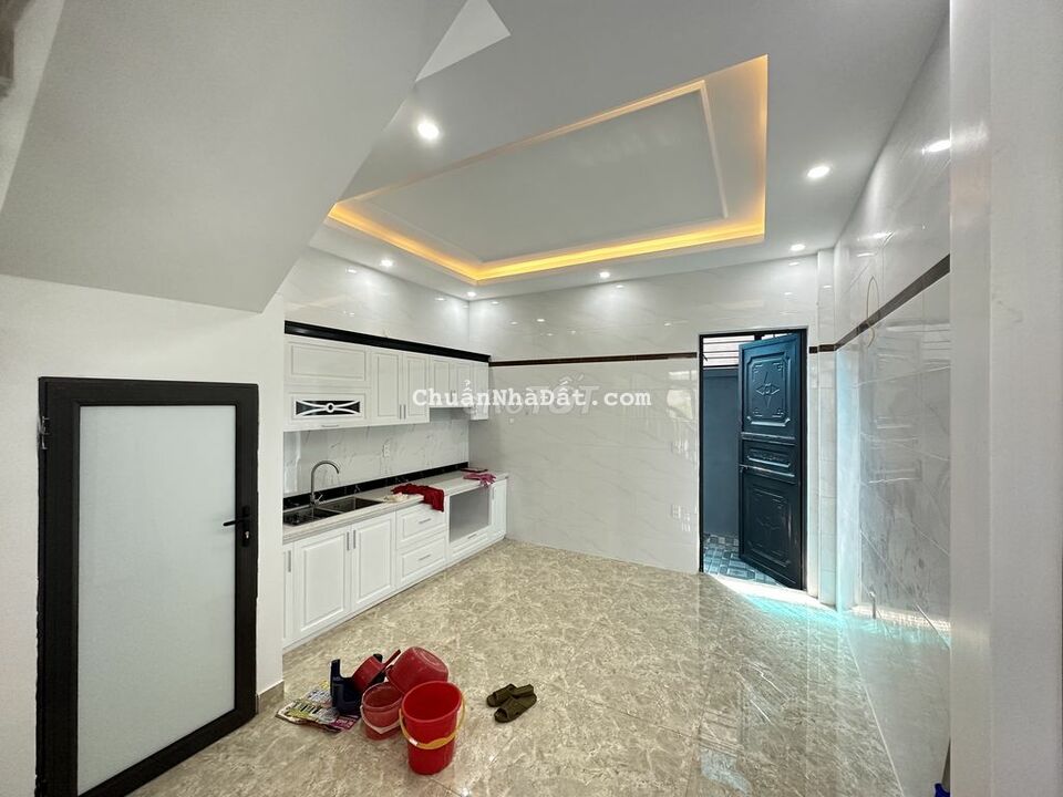 🆘🆘 BÁN SIÊU PHẨM ngay sát TĐC Hồ Sen 🚘 vào cách nhà 50m 🆘🆘 BÁN SIÊU PHẨM ngay sát TĐC Hồ Sen 🚘 vào cách nhà 50m