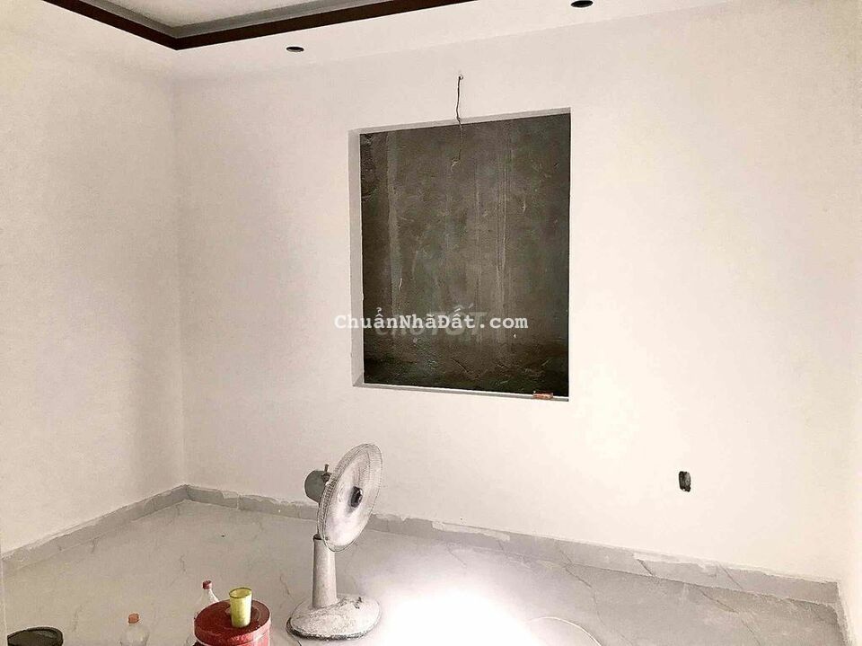 Hơn 2 tỷ chút mà sở hữu nhà xây mới mặt ngõ phố Trần Nguyên Hãn