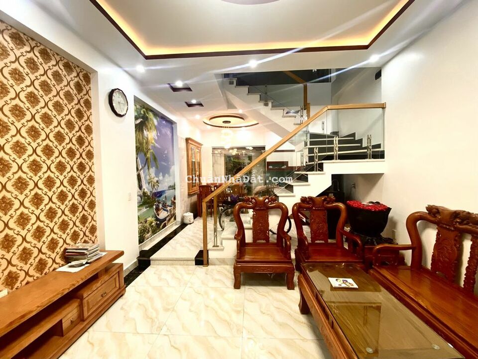 Gốc dân xây độc lập Miếu Hai Xã, Ngõ vào cực nông, tặng full nội thất