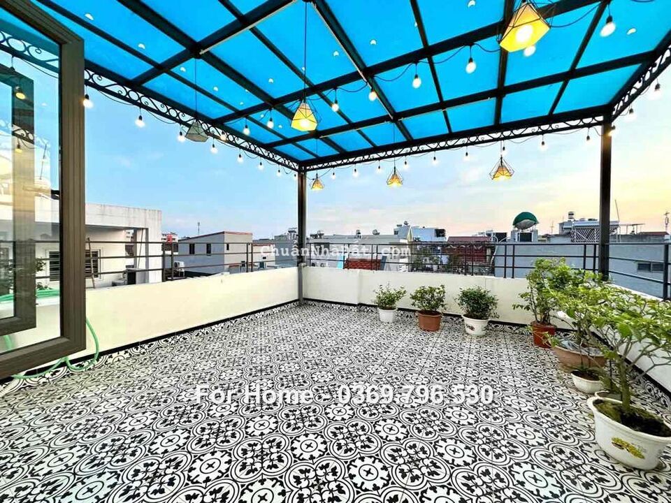 Dân xây độc lập phố Tôn Đức Thắng, sân cổng riêng, oto đỗ cách 2m