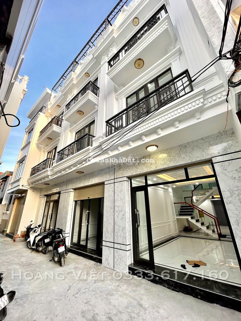 Hồ sen ô tô vào nhà xây mới độc lập chỉ sau mặt đường Lê Chân