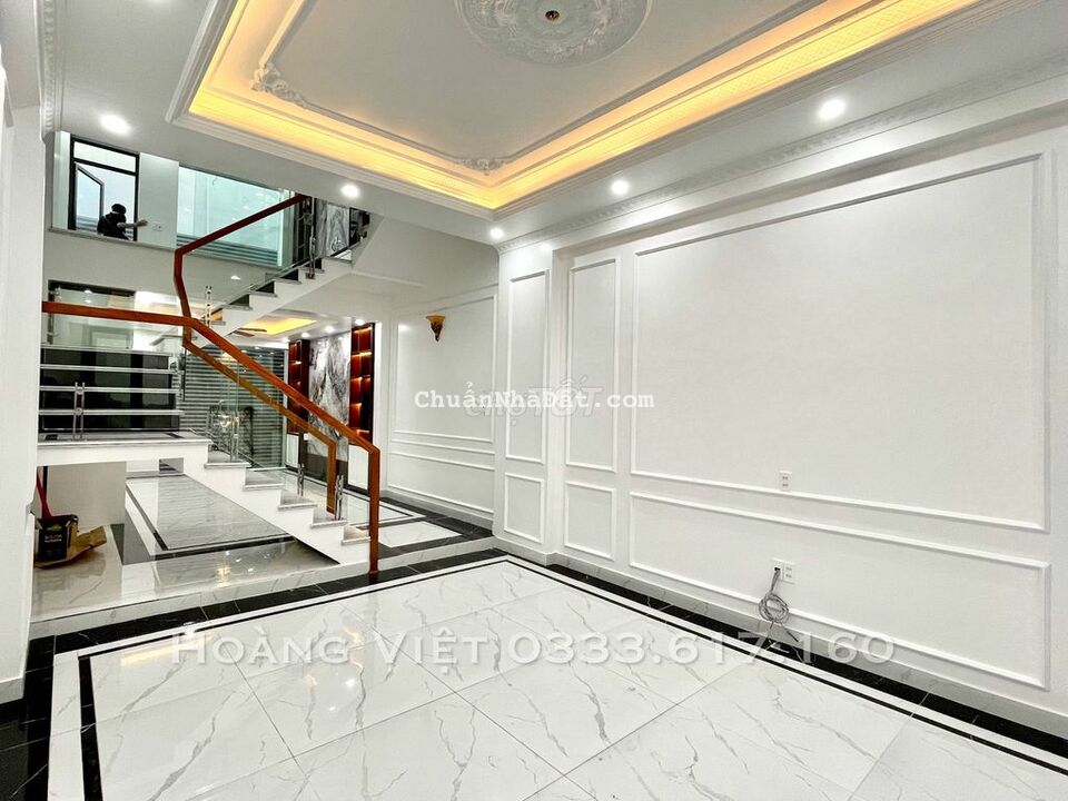 Hồ sen ô tô vào nhà xây mới độc lập chỉ sau mặt đường Lê Chân