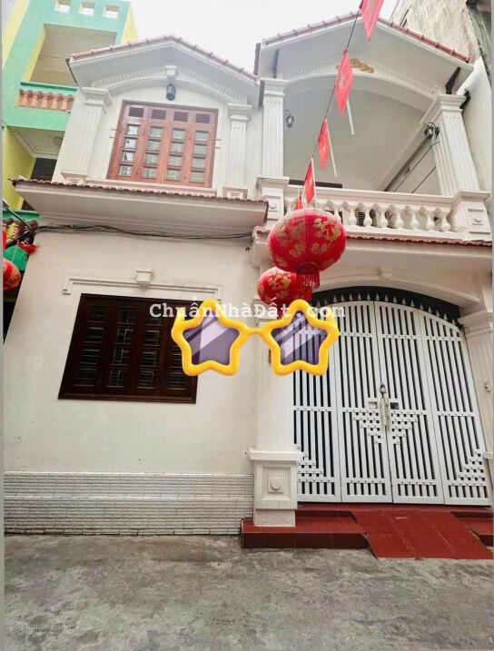 Bán nhà giữa trung tâm thành phố. Diện tích siêu rộng 90m2 ngang 7m. Nhà 2.5 tầng xây giả BT