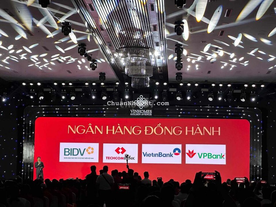 4 tỷ căn sh Vinhomes Móng Cái vay70% Ân hạn 24-36T 4 tỷ căn sh Vinhomes Móng Cái vay70% Ân hạn 24-36T