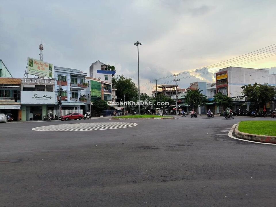 BÁN NHÀ LÊ THỊ HỒNG GẤM -NGAY DÀI TRUYỀN HÌNH - PHƯờNG 6, TP MỸ THO