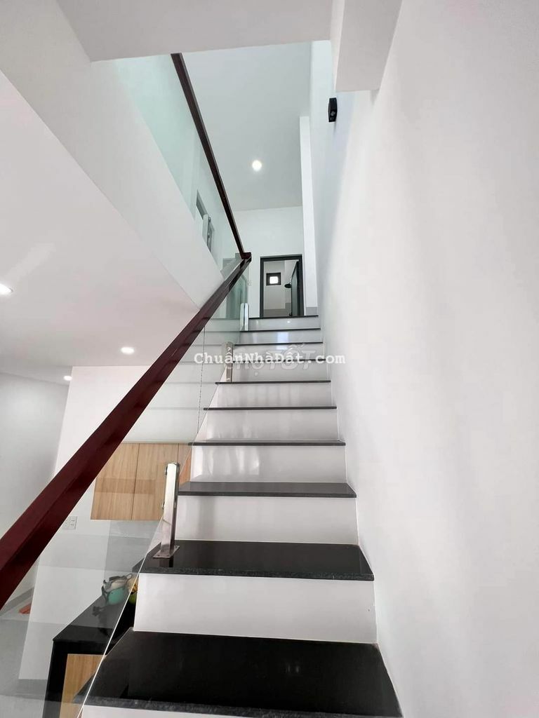 NHÀ MỚI XÂY PHƯỜNG 6, TP MỸ THO NHÀ MỚI XÂY PHƯỜNG 6, TP MỸ THO