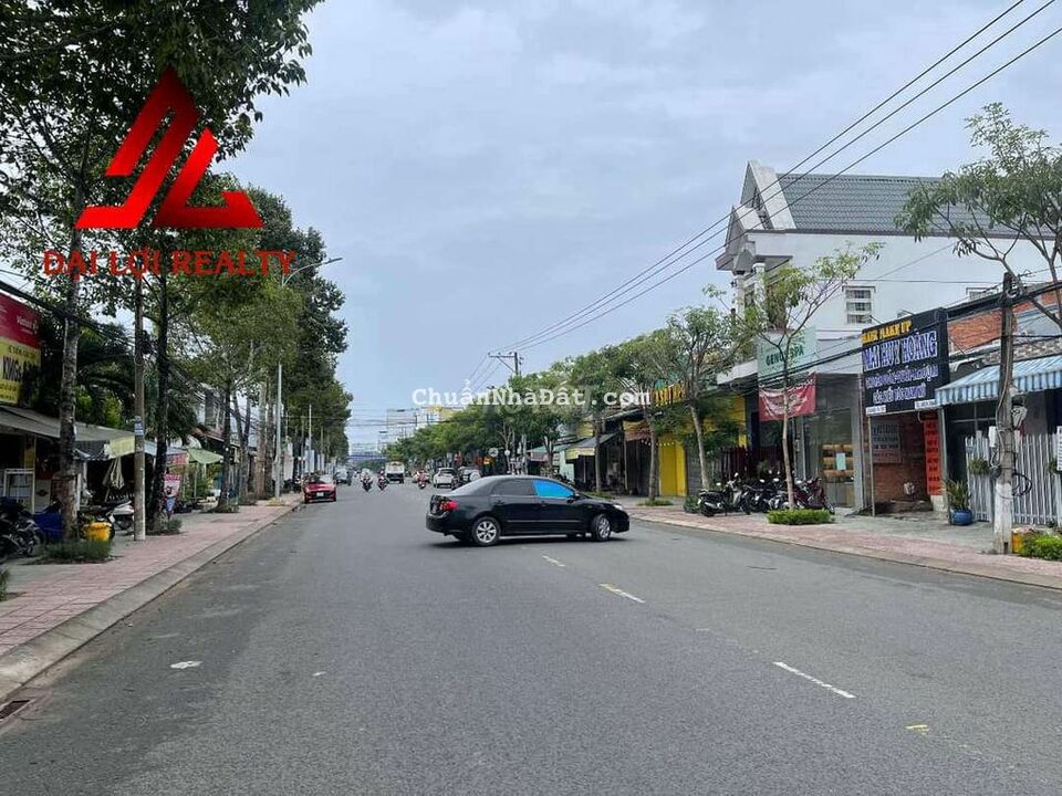 Nhà mặt tiền Lê Văn Phẩm, cách siêu thị GO 100m, 782m2, 25tỷ